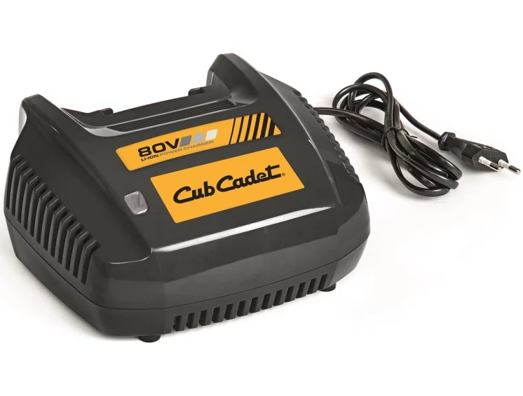 Cub Cadet Nabíječka 80V POWER LI ION 6A